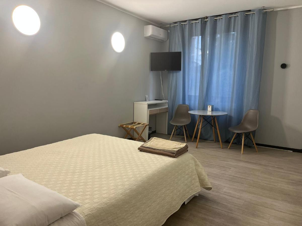 Flatmilan Otel Cernusco Sul Naviglio Dış mekan fotoğraf
