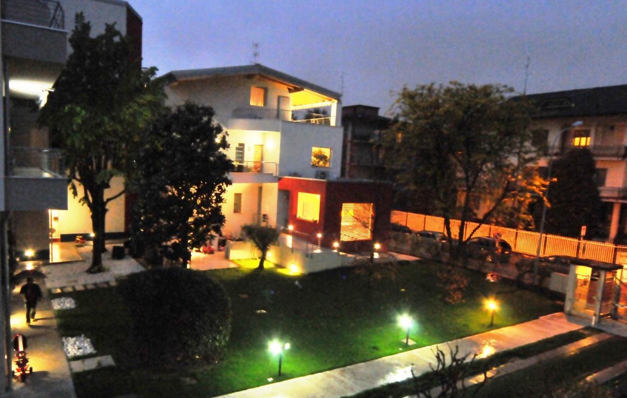 Flatmilan Otel Cernusco Sul Naviglio Dış mekan fotoğraf